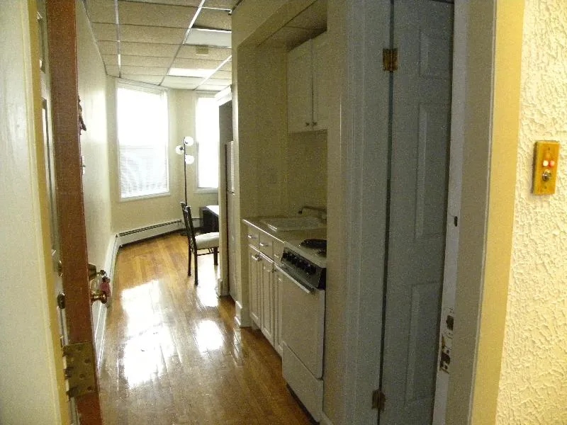 Studio bed, 1 bath apartment for rent at 879 Beacon St Unit 22, Fenway — photo 7 of 12