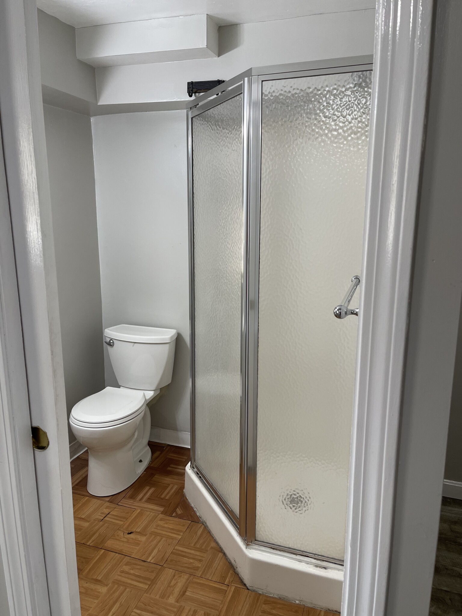 Studio bed, 1 bath apartment for rent at 879 Beacon St Unit 3, Fenway — photo 6 of 7