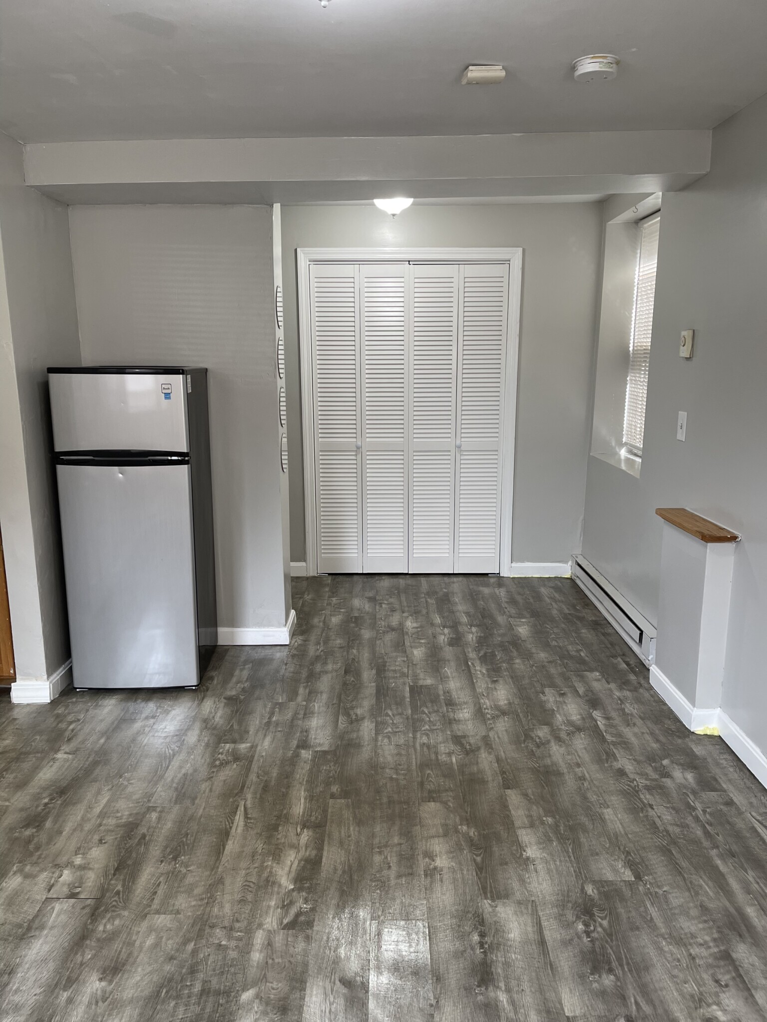 Studio bed, 1 bath apartment for rent at 879 Beacon St Unit 3, Fenway — photo 2 of 7