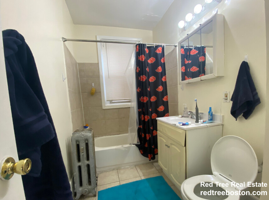 2 bed, 1 bath apartment for rent at 879 Beacon St Unit 32, Fenway — photo 7 of 15