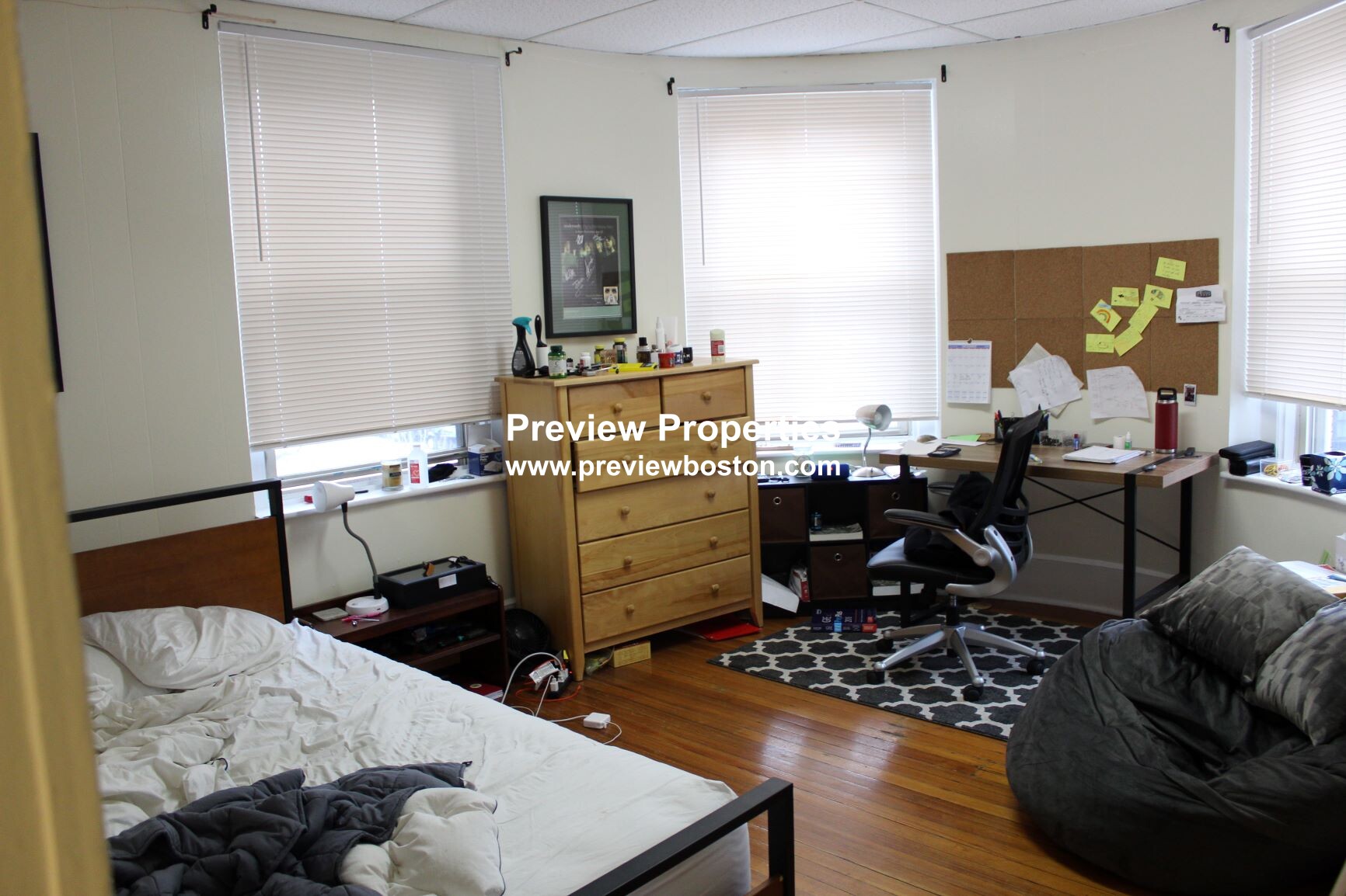 2 bed, 1 bath apartment for rent at 879 Beacon St Unit 32P, Fenway — photo 2 of 10