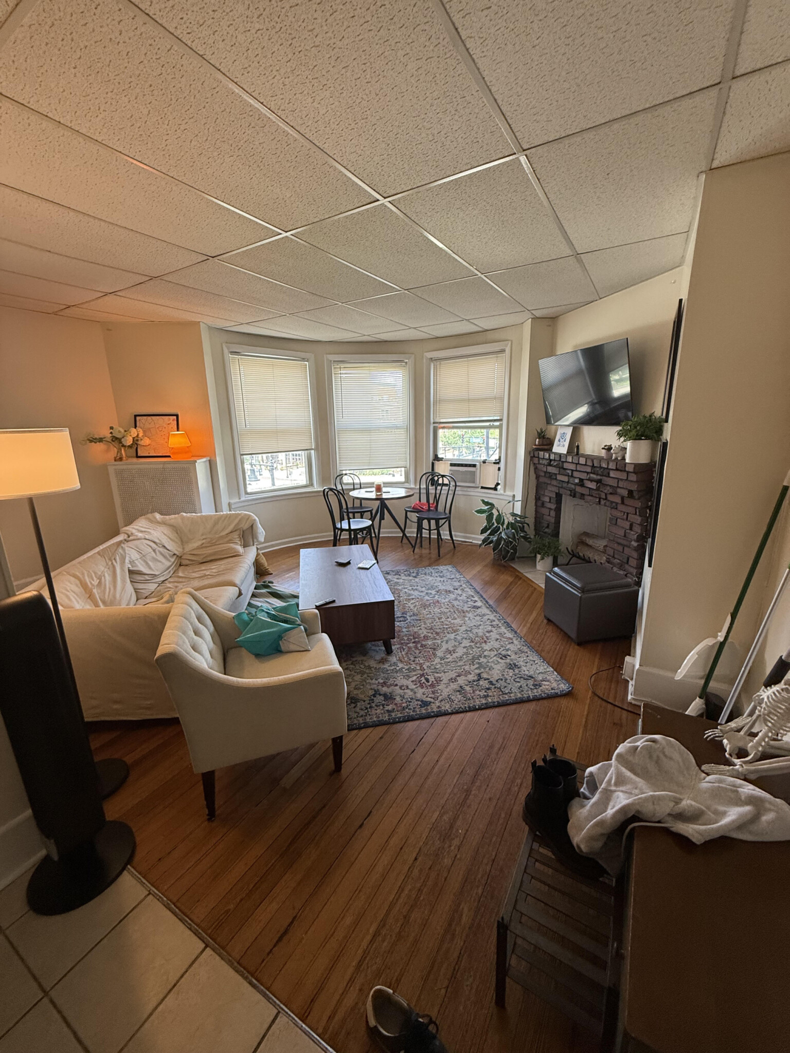 2 bed, 1 bath apartment for rent at 879 Beacon St Unit 34, Fenway — photo 15 of 15