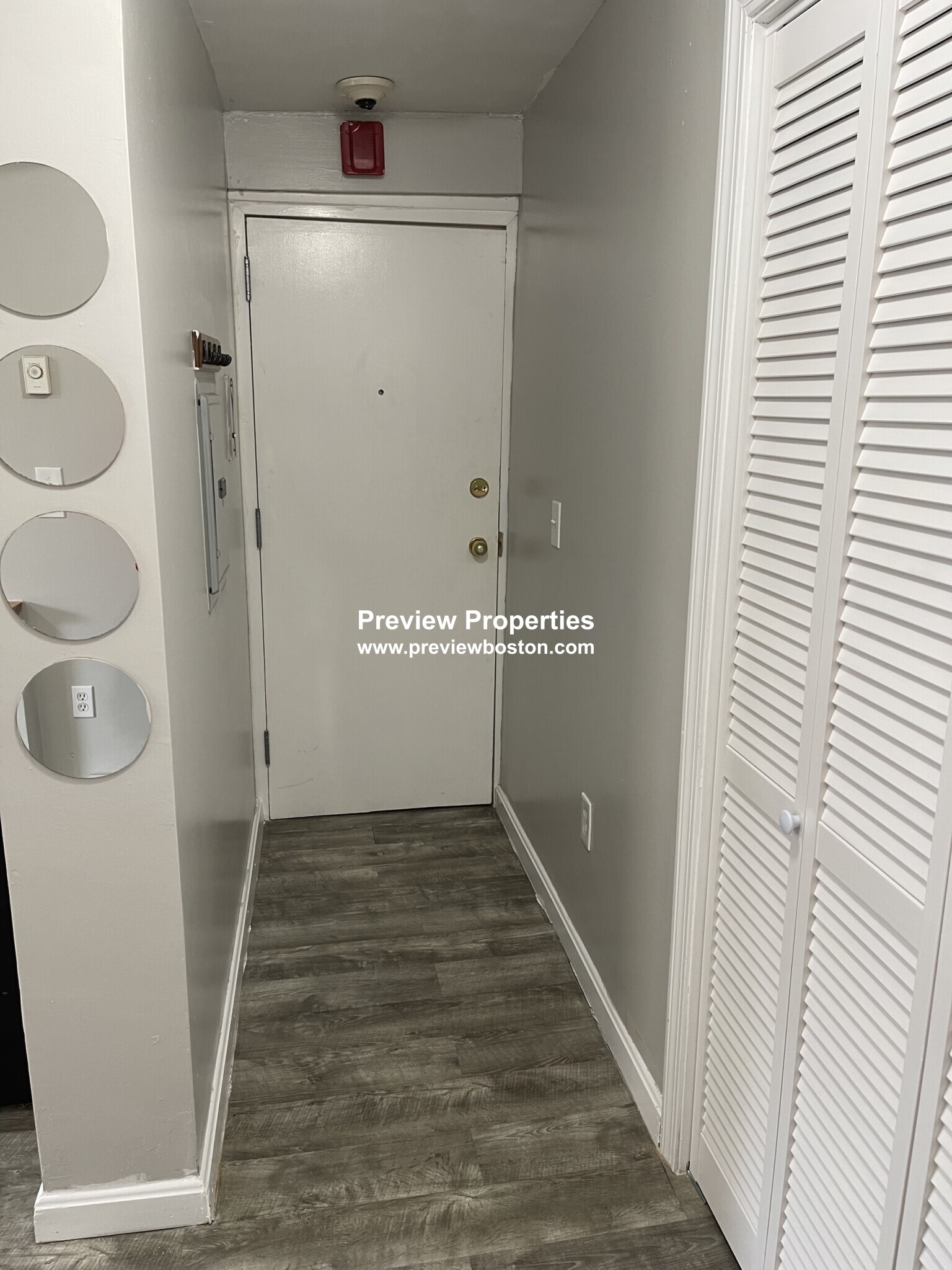 Studio bed, 1 bath apartment for rent at 879 Beacon St Unit 3P, Fenway — photo 5 of 10