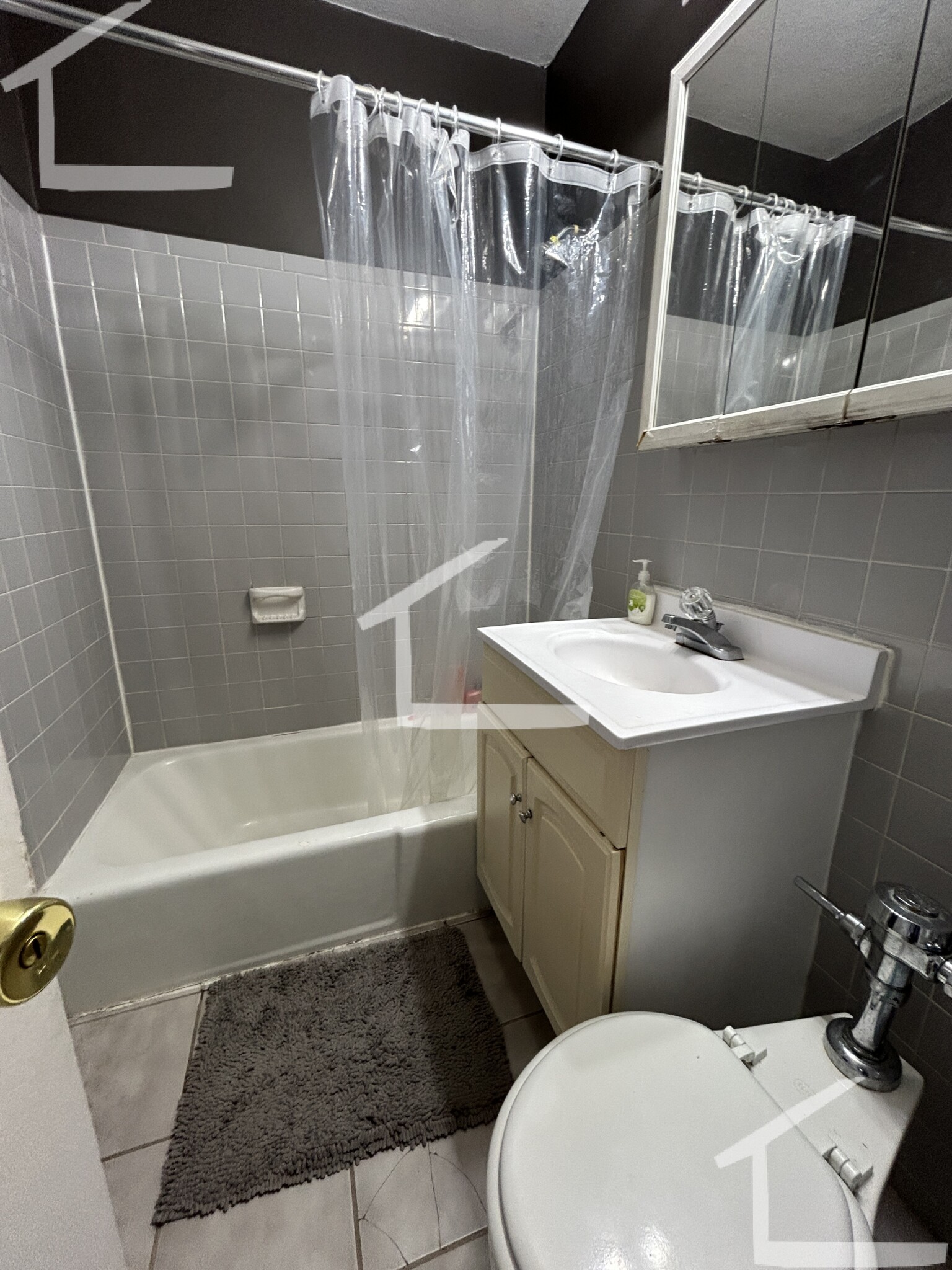 1 bed, 1 bath apartment for rent at 879 Beacon St Unit 51, Fenway — photo 2 of 13