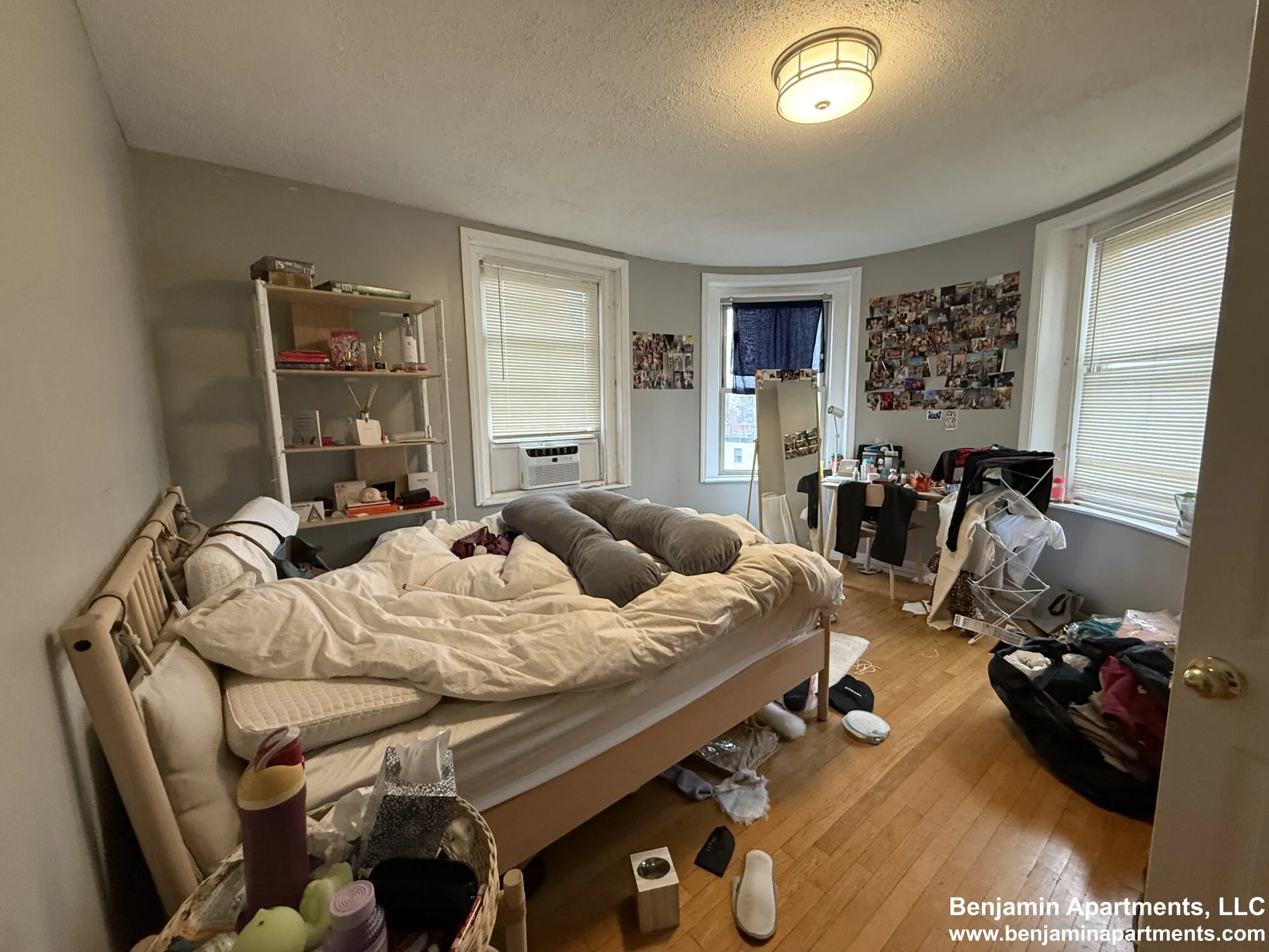 2 bed, 1 bath apartment for rent at 879 Beacon St Unit 52, Fenway — photo 4 of 8