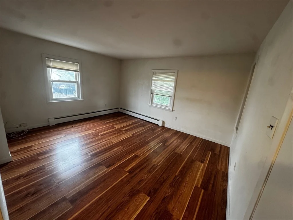 1 bed, 1 bath apartment for rent at 87R Madison St Unit 2R, Malden — photo 3 of 7