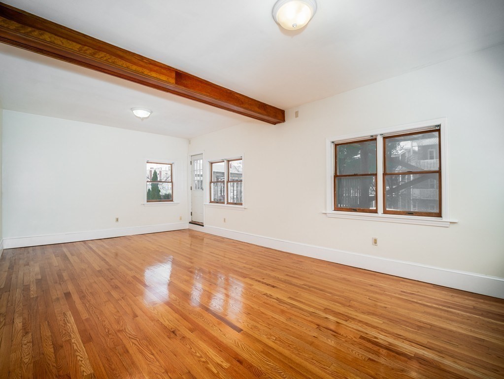4 bed, 2 bath apartment for rent at 88 Auckland St Unit 2, Dorchester — photo 3 of 36
