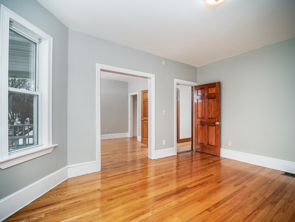 4 bed, 2 bath apartment for rent at 88 Auckland St Unit 2, Dorchester — photo 18 of 36