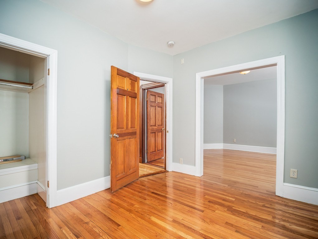 4 bed, 2 bath apartment for rent at 88 Auckland St Unit 2, Dorchester — photo 21 of 36