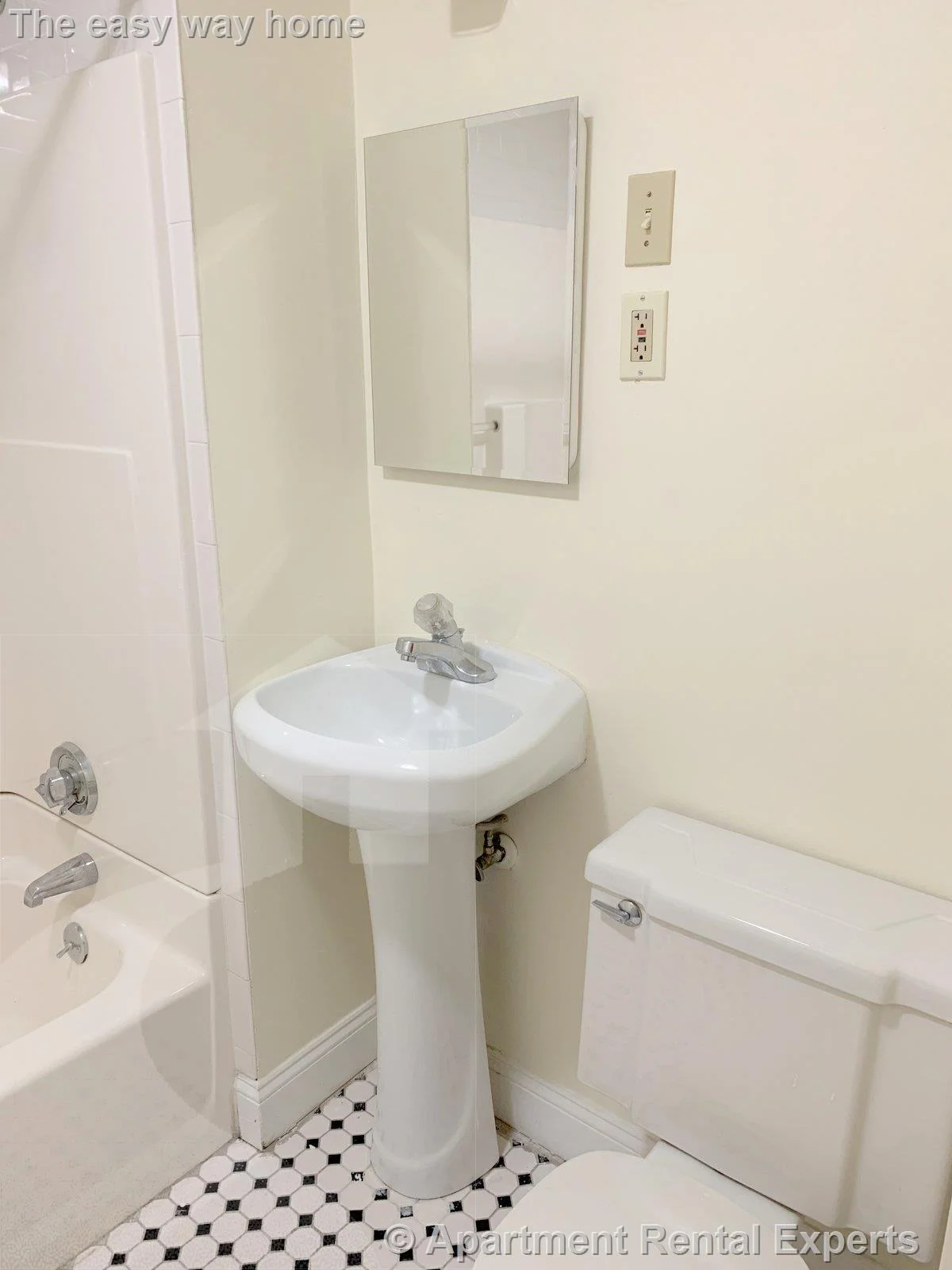 2 bed, 1 bath apartment for rent at 88 Bradford Rd Unit 1, Watertown Center — photo 12 of 14