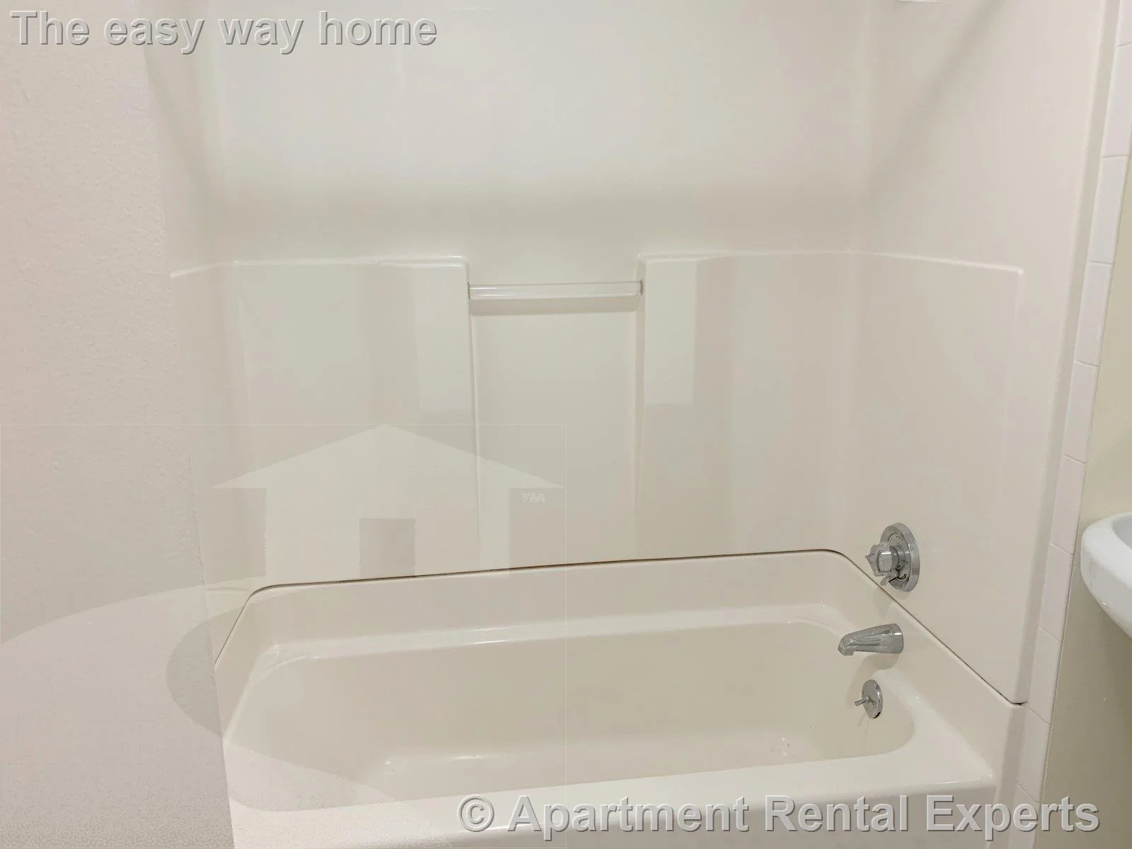 2 bed, 1 bath apartment for rent at 88 Bradford Rd Unit 1, Watertown Center — photo 13 of 14