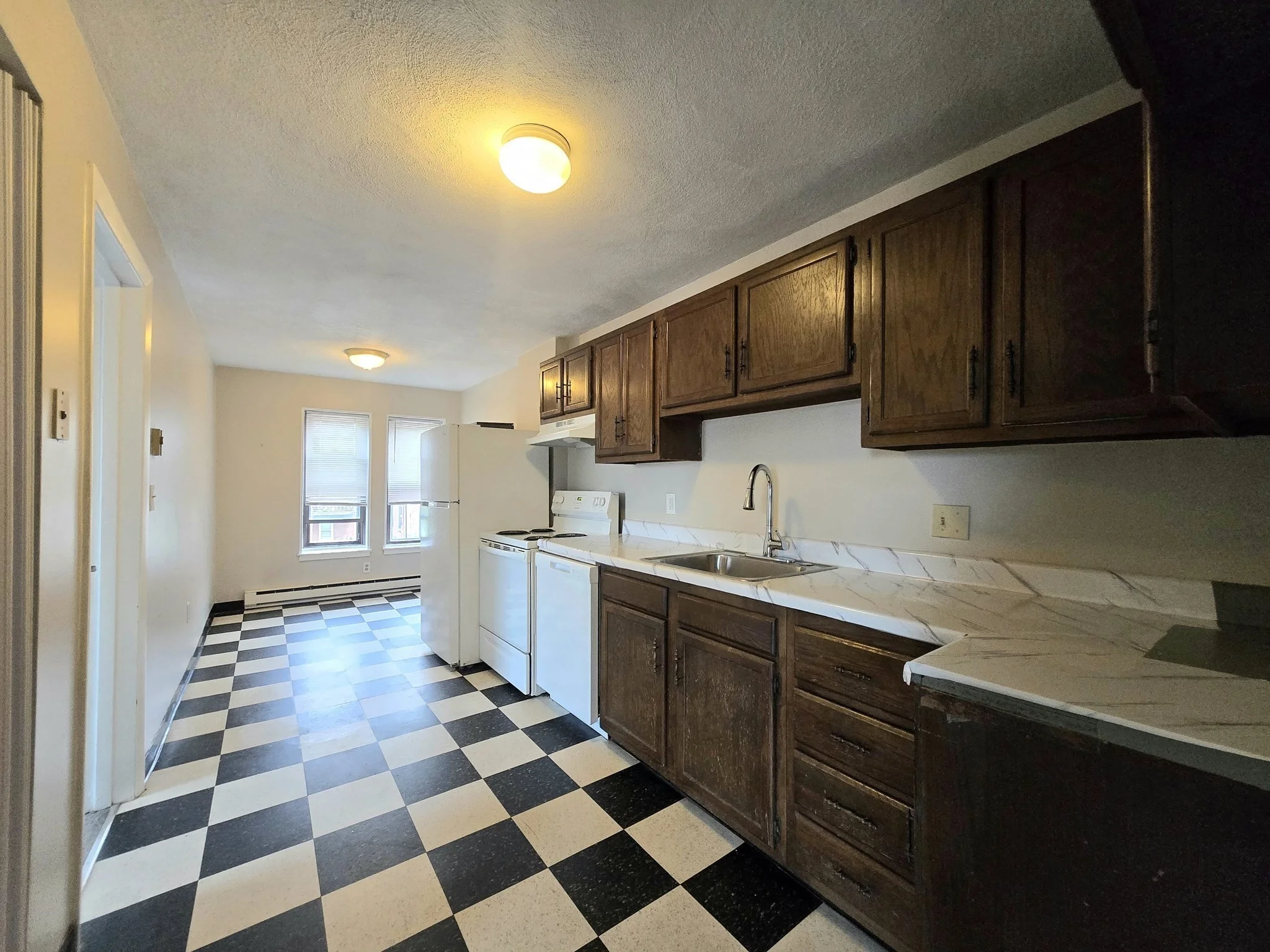 1 bed, 1 bath apartment for rent at 88 Broadway Unit 9, Chelsea