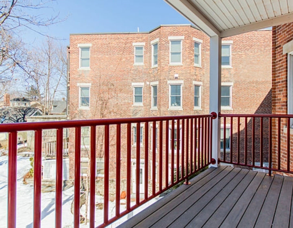 3 bed, 2 bath apartment for rent at 88 Browne St Unit 1, Brookline — photo 11 of 13