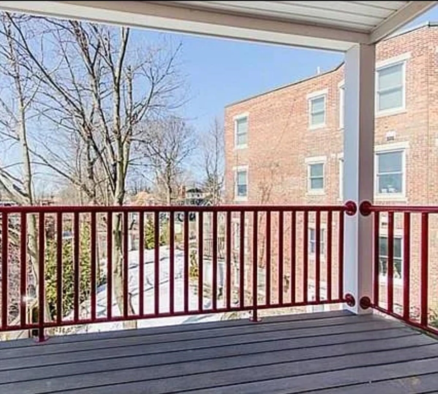 4 bed, 2 bath apartment for rent at 88 Browne St Unit 3, North Brookline — photo 14 of 17