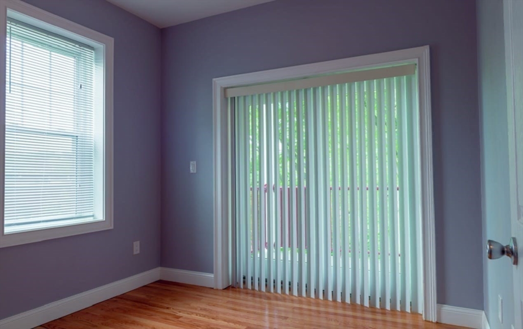 4 bed, 2 bath apartment for rent at 88 Browne St Unit 3, North Brookline — photo 12 of 17