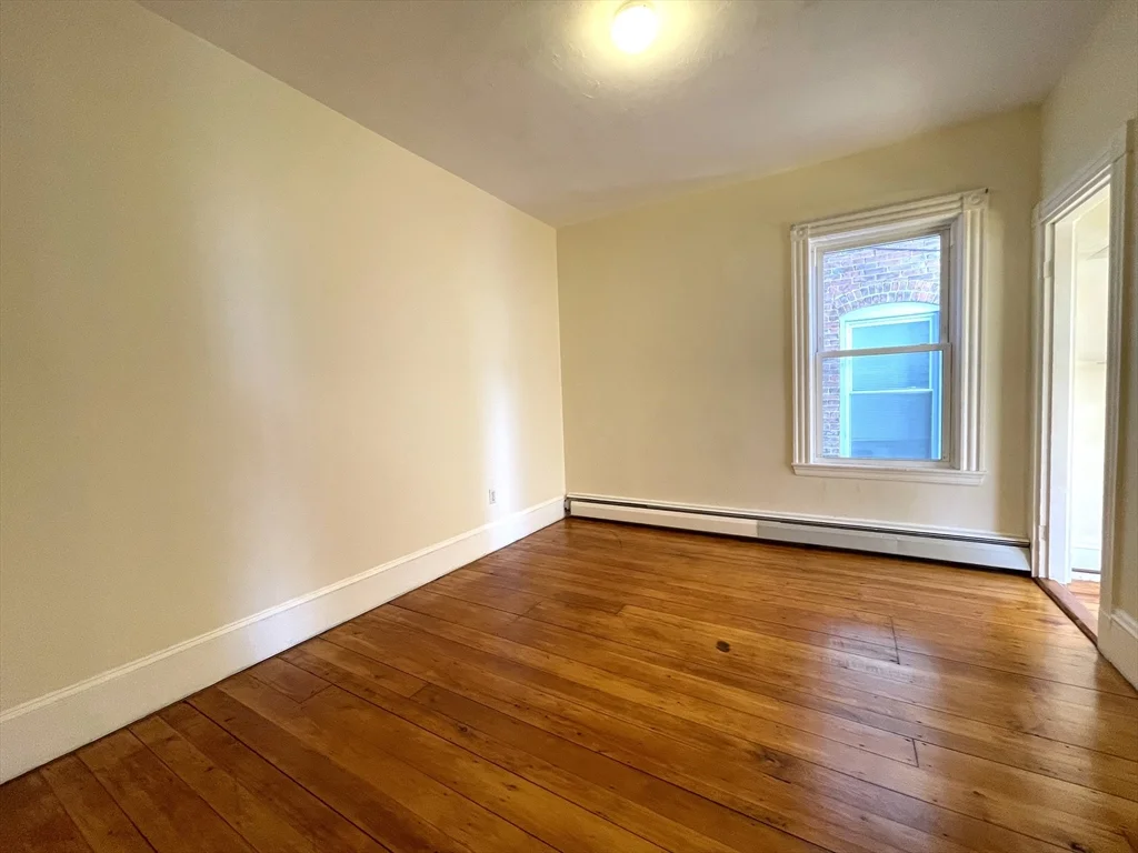 4 bed, 1 bath apartment for rent at 88 Calumet St Unit 2, Mission Hill — photo 23 of 25