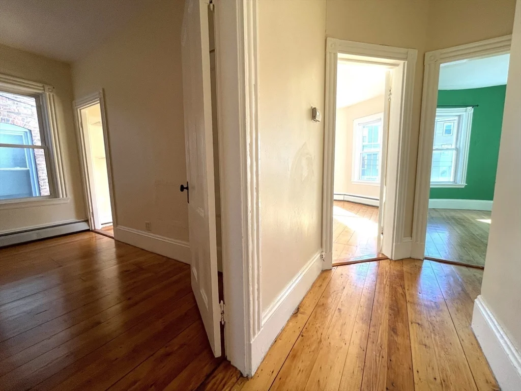 4 bed, 1 bath apartment for rent at 88 Calumet St Unit 2A, Mission Hill — photo 4 of 25