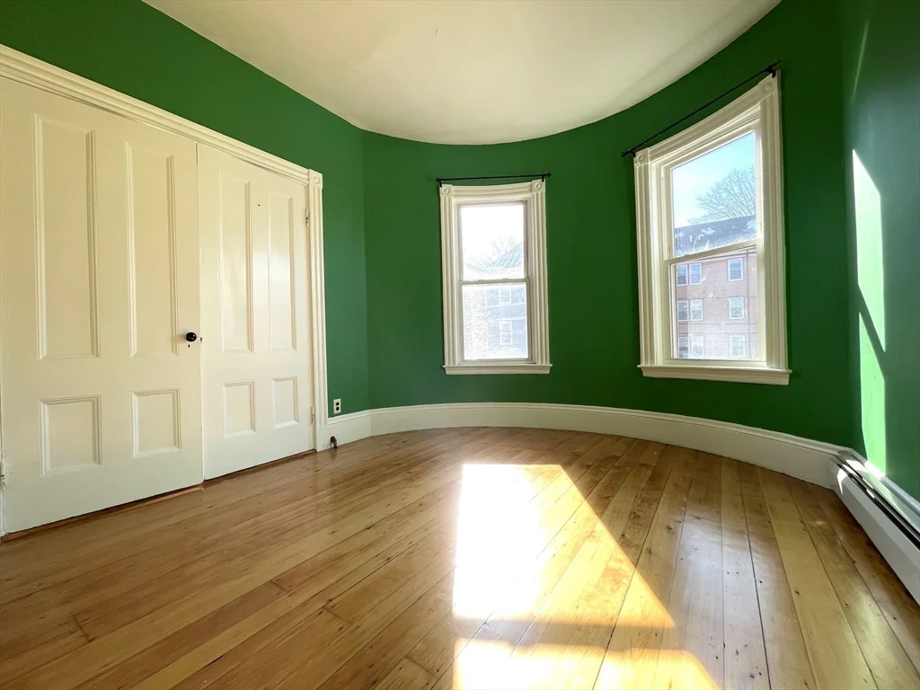 4 bed, 1 bath apartment for rent at 88 Calumet St Unit 2A, Mission Hill — photo 5 of 25