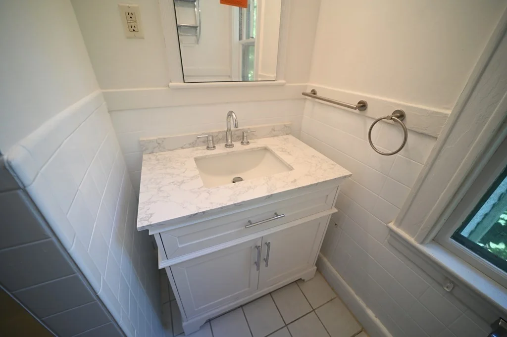 3 bed, 1 bath apartment for rent at 88 Central St Unit 1, Auburndale — photo 15 of 18