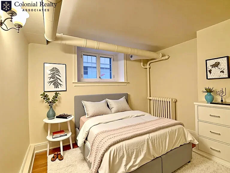 Studio bed, 1 bath apartment for rent at 88 Charles St Unit 4, Beacon Hill — photo 3 of 21