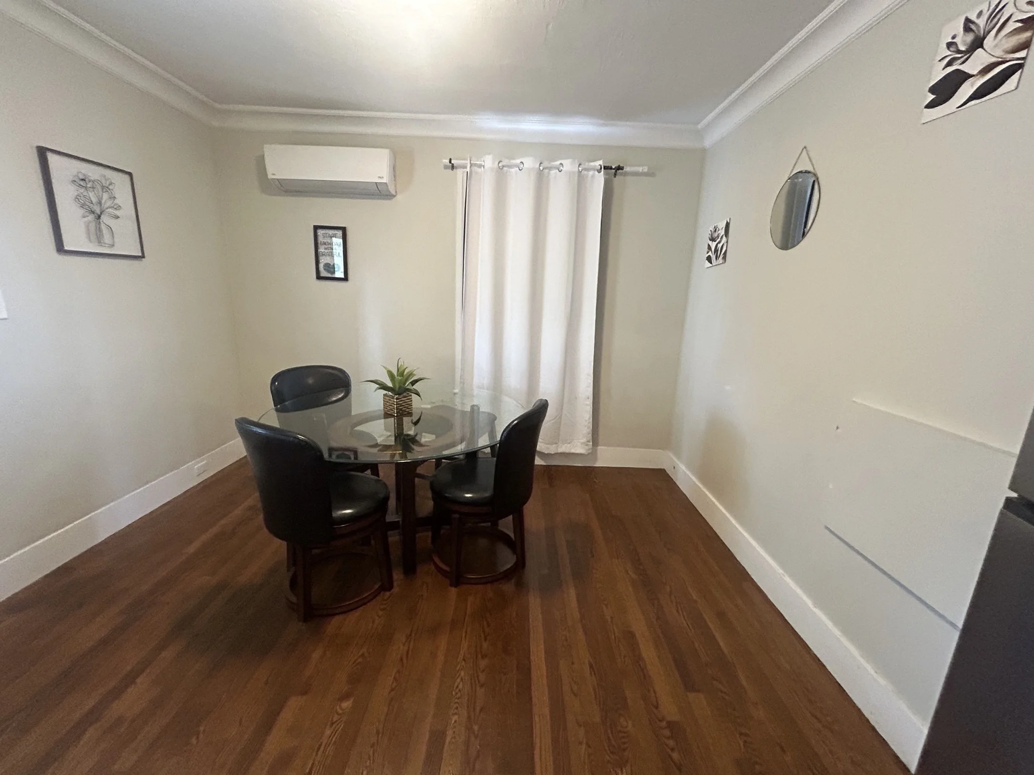 3 bed, 1 bath apartment for rent at 88 Clark Unit 2, Clinton — photo 3 of 17
