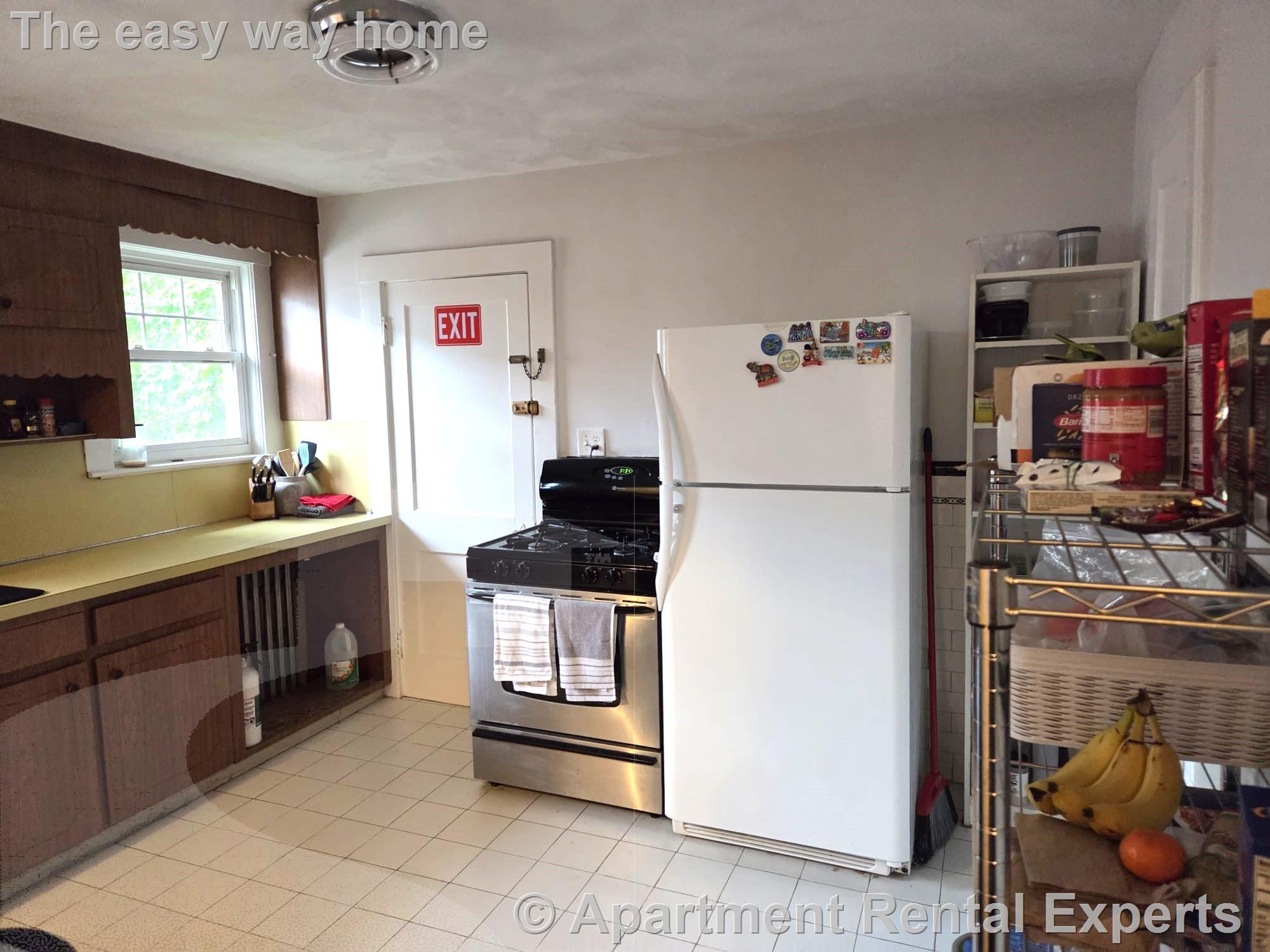 3 bed, 2 bath apartment for rent at 88 Colborne Rd, Brighton — photo 2 of 12