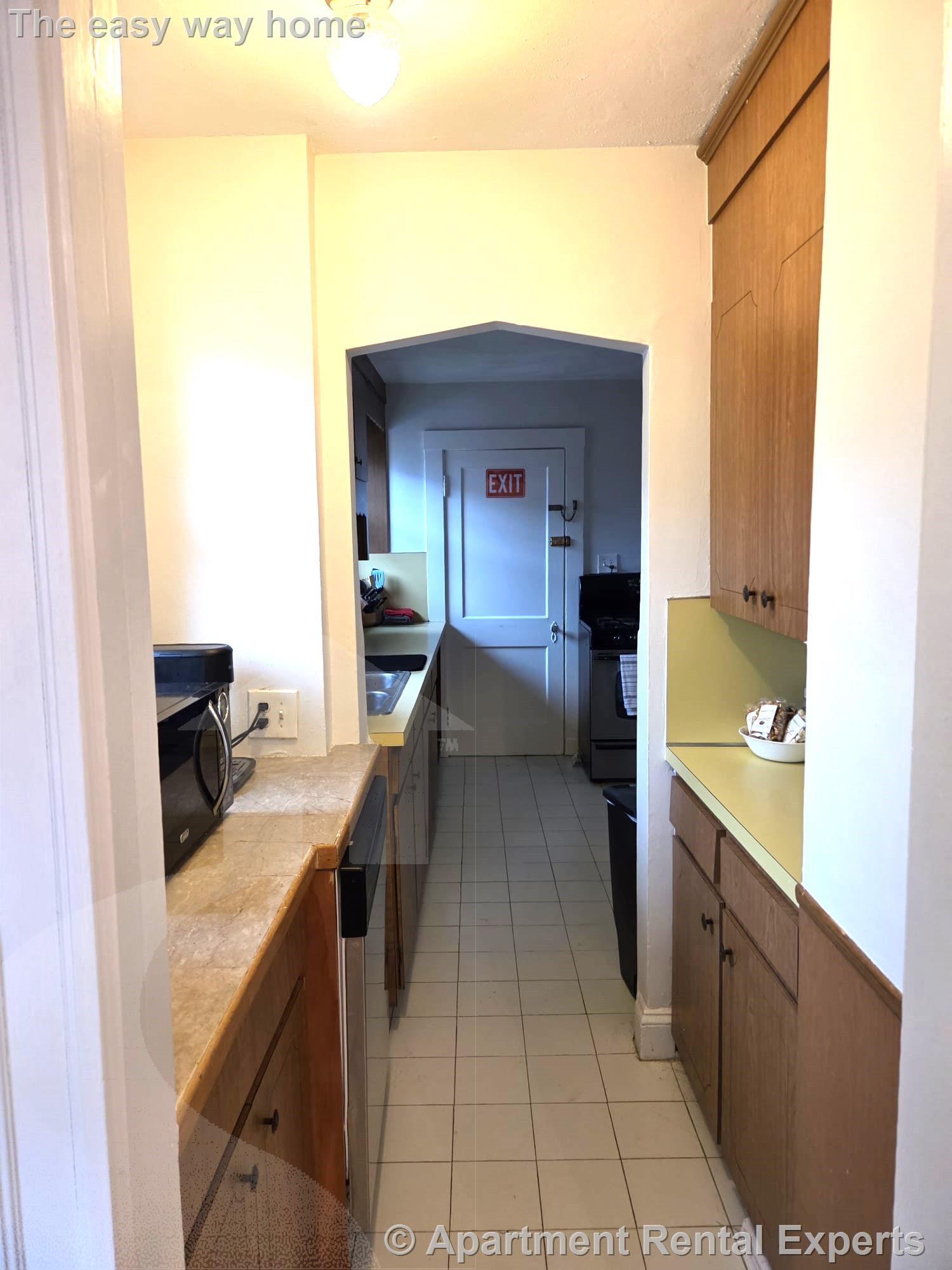 3 bed, 2 bath apartment for rent at 88 Colborne Rd, Brighton — photo 3 of 12