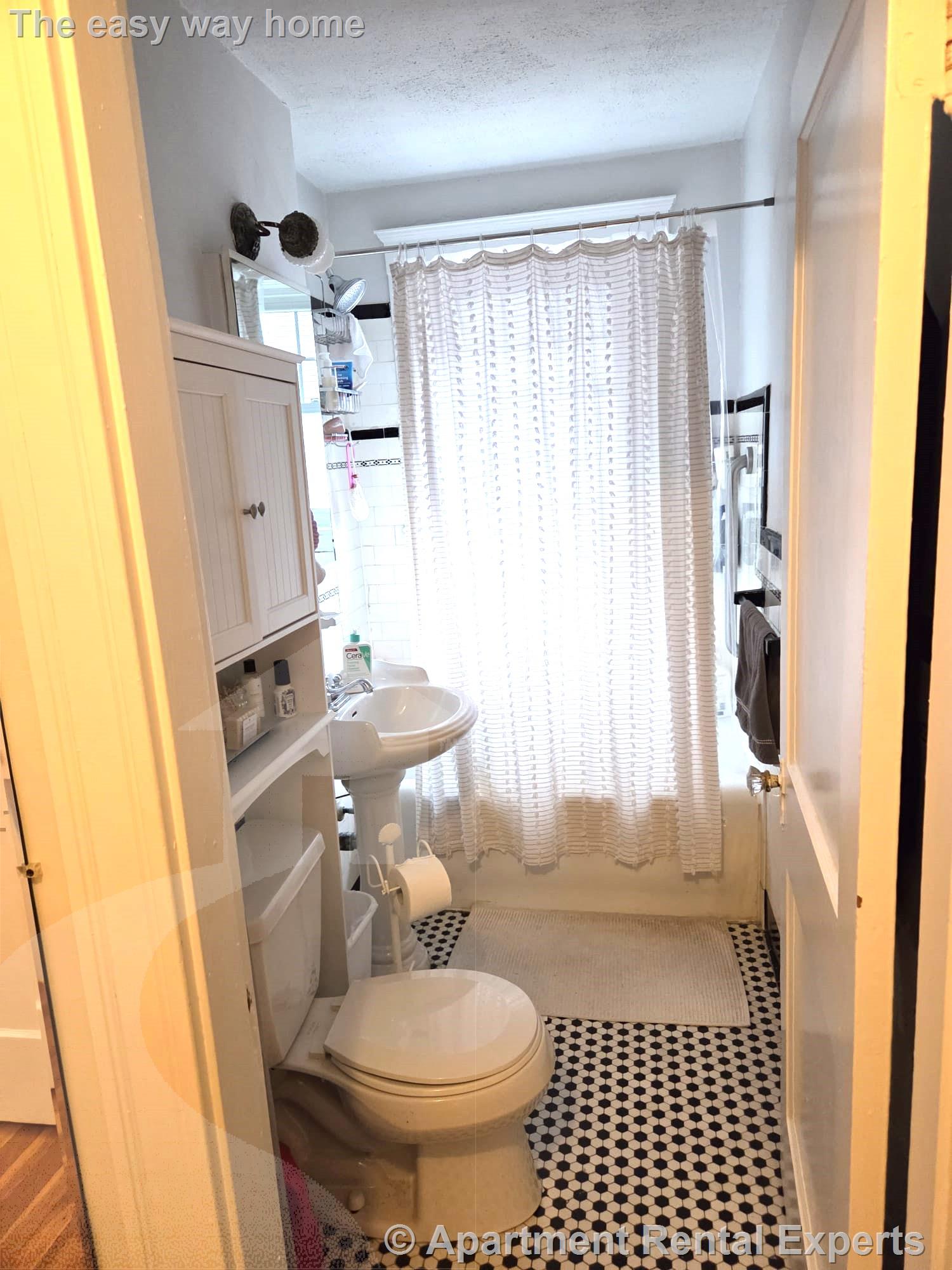 3 bed, 2 bath apartment for rent at 88 Colborne Rd, Brighton — photo 7 of 12