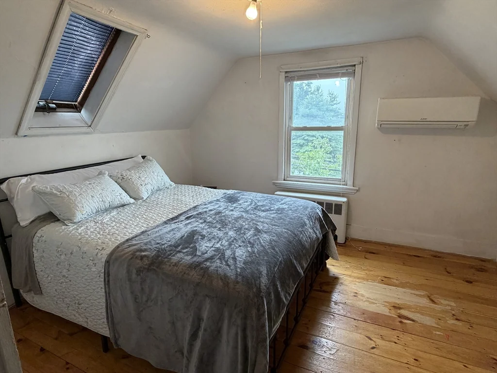 4 bed, 2 bath apartment for rent at 88 Concord Ave Unit 2, Union Square — photo 9 of 9