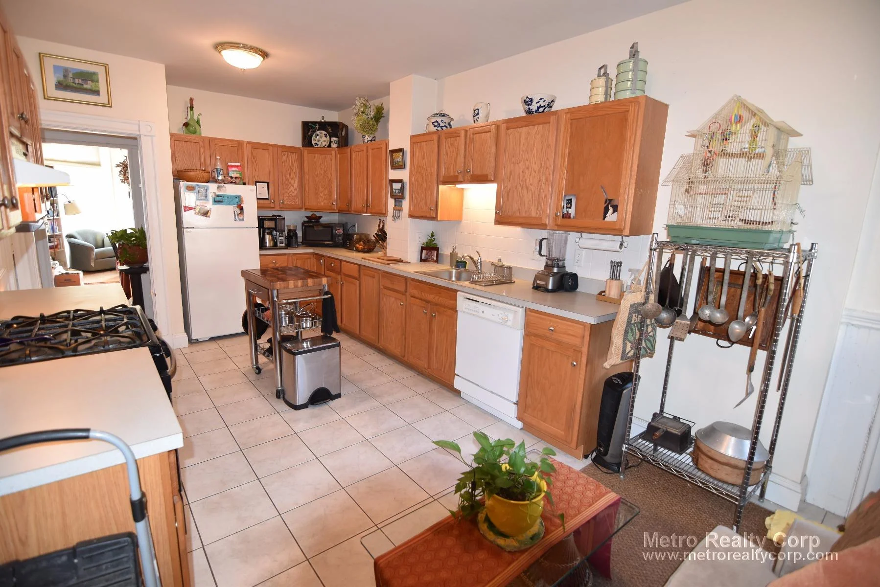 3 bed, 2 bath apartment for rent at 88 Corey Rd Unit 2, Brighton — photo 3 of 12