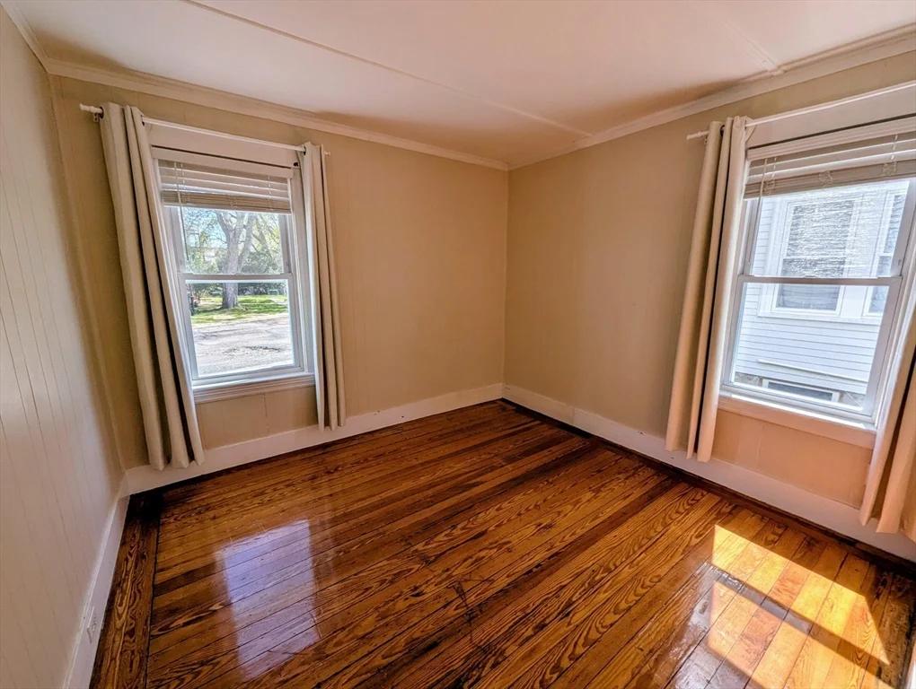 2 bed, 1 bath apartment for rent at 88 Crescent Unit 1, Franklin — photo 10 of 16