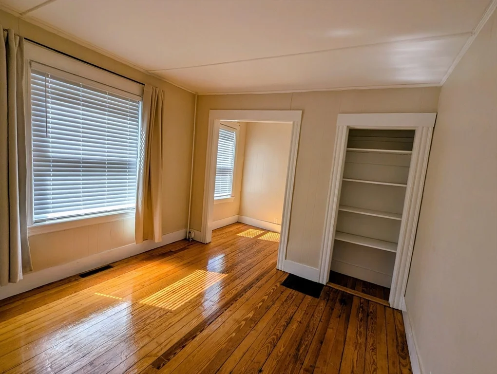 2 bed, 1 bath apartment for rent at 88 Crescent Unit 1, Franklin — photo 9 of 16