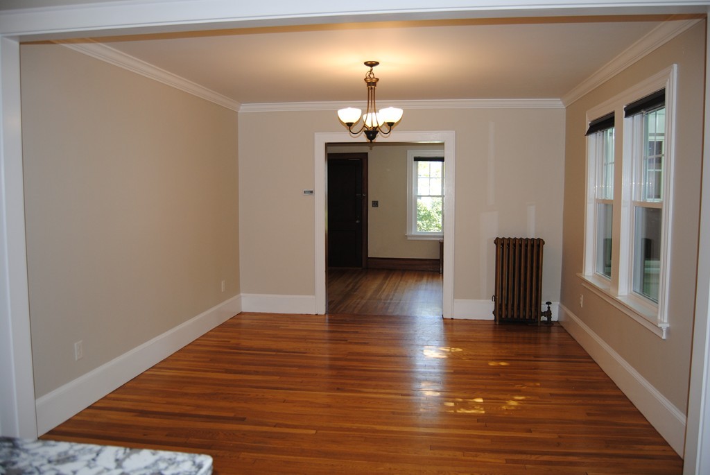 2 bed, 1 bath apartment for rent at 88 Dalton St Unit 1, Belmont — photo 4 of 16