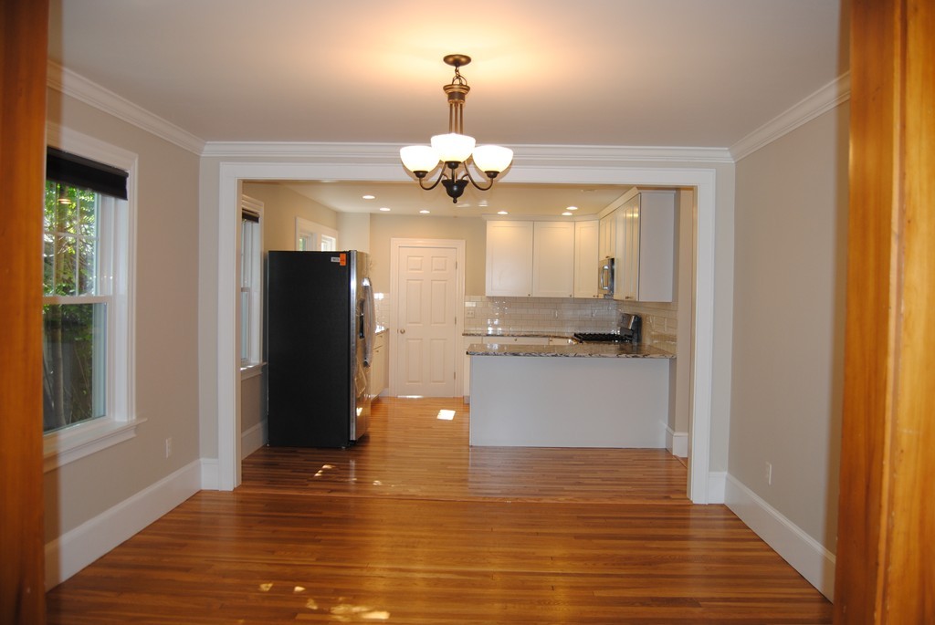 2 bed, 1 bath apartment for rent at 88 Dalton St Unit 1, Belmont — photo 5 of 16