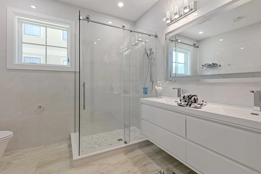 3 bed, 2 bath apartment for rent at 88 Dover St Unit 1, Davis Square — photo 26 of 31