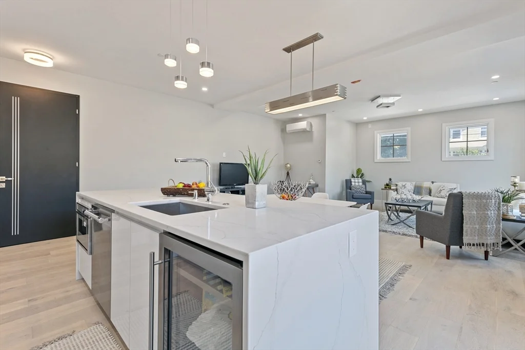 3 bed, 2 bath apartment for rent at 88 Dover St Unit 1, Davis Square — photo 11 of 31