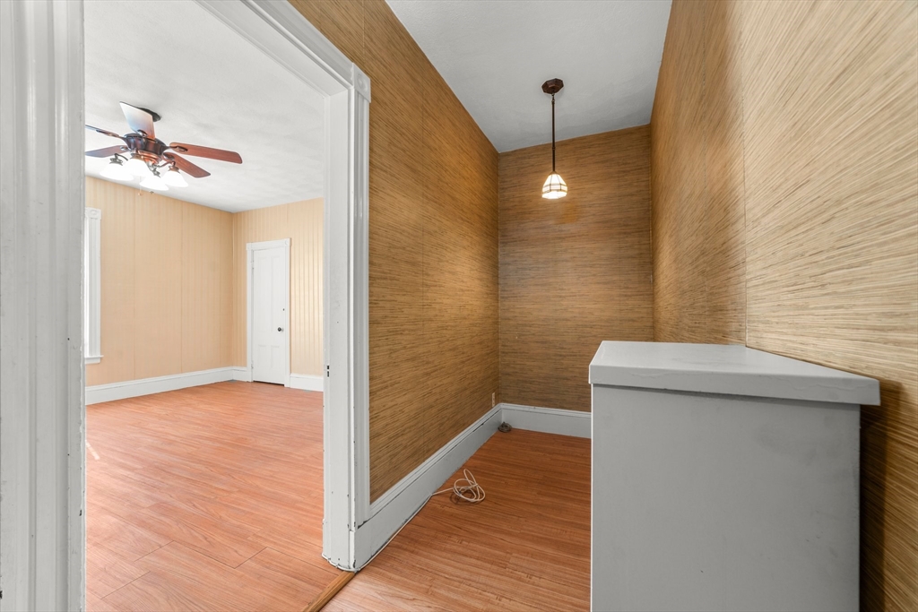 1 bed, 1 bath apartment for rent at 88 Florence St Unit 1, Everett — photo 8 of 9