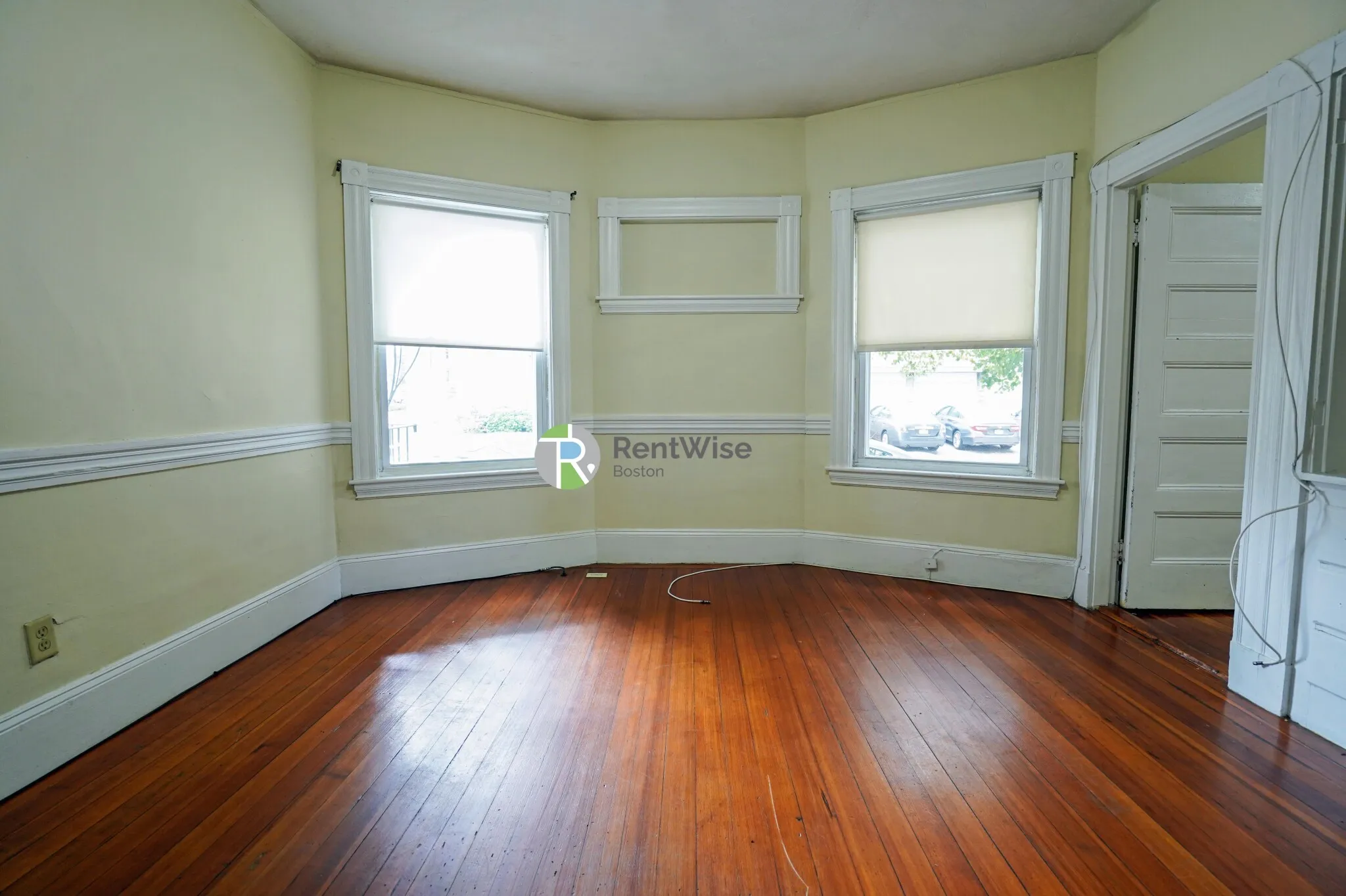 4 bed, 2 bath apartment for rent at 88 Garden St Unit 2, Neighborhood Nine — photo 2 of 23