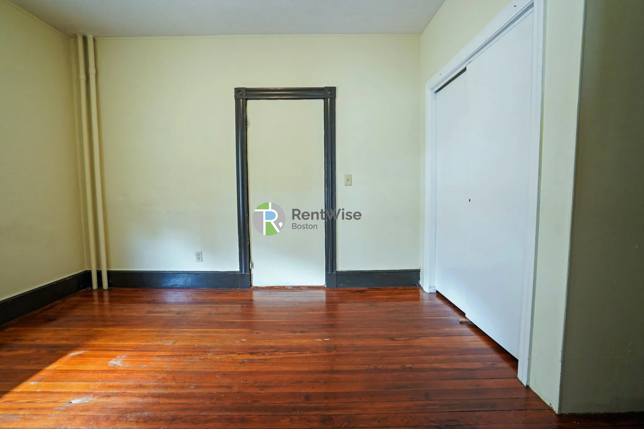 4 bed, 2 bath apartment for rent at 88 Gardena St Unit 88 Gardena St, Brighton — photo 20 of 23