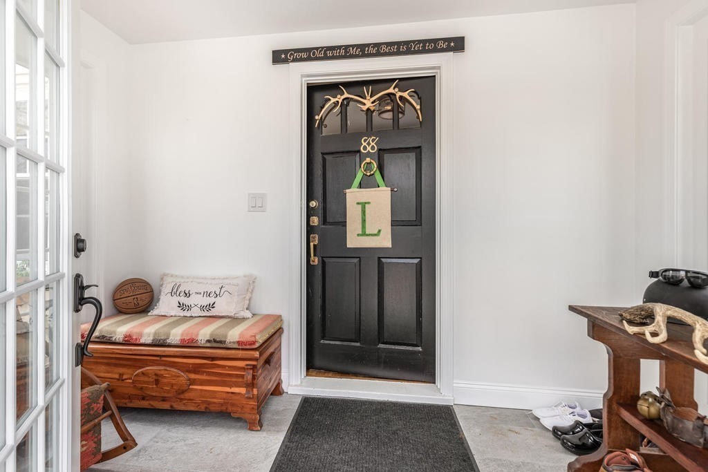 3 bed, 2 bath apartment for rent at 88 Garland St, Chelsea — photo 5 of 29