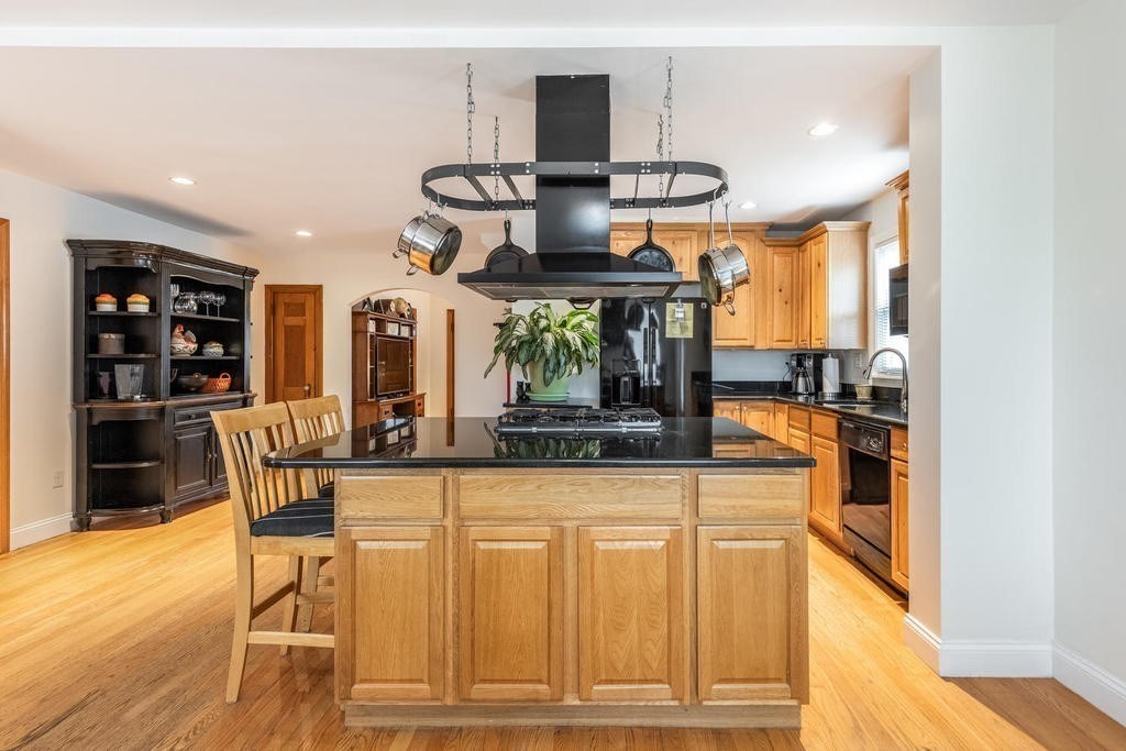 3 bed, 2 bath apartment for rent at 88 Garland St, Chelsea — photo 12 of 29