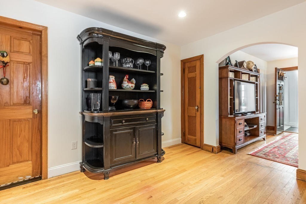 3 bed, 2 bath apartment for rent at 88 Garland St, Chelsea — photo 10 of 29