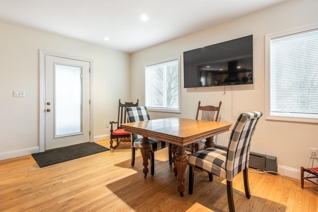 3 bed, 2 bath apartment for rent at 88 Garland St, Chelsea — photo 9 of 29