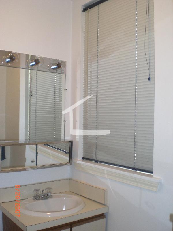 3 bed, 2 bath apartment for rent at 88 Gordon St Unit 203, Brighton — photo 5 of 16