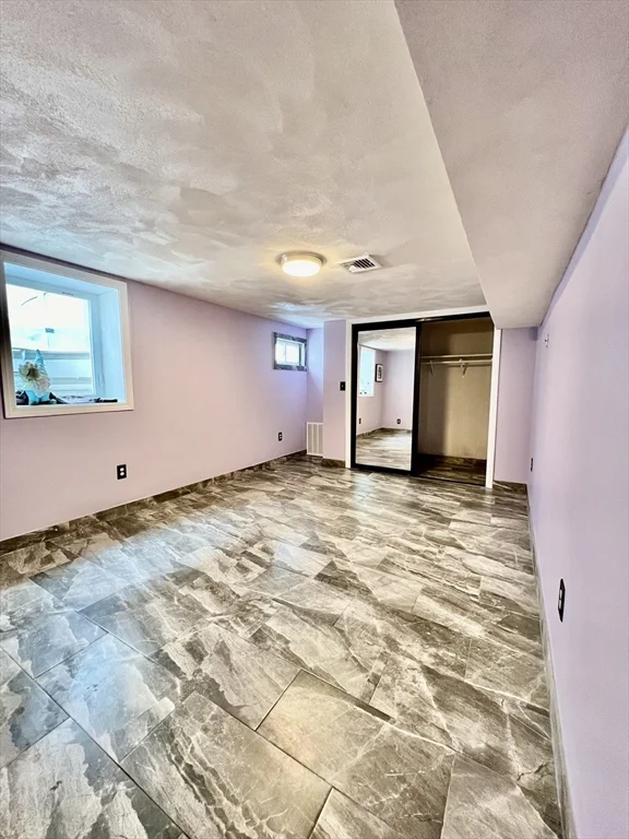 4 bed, 2 bath apartment for rent at 88 Grover St, Everett — photo 14 of 21