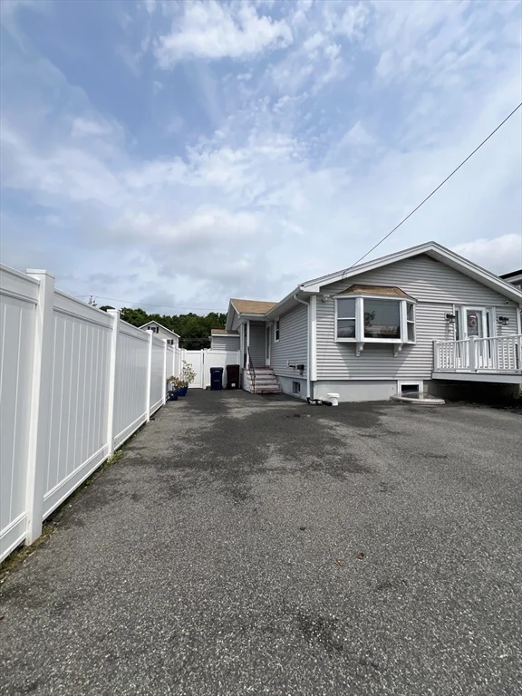 4 bed, 2 bath apartment for rent at 88 Grover St, Everett — photo 21 of 21