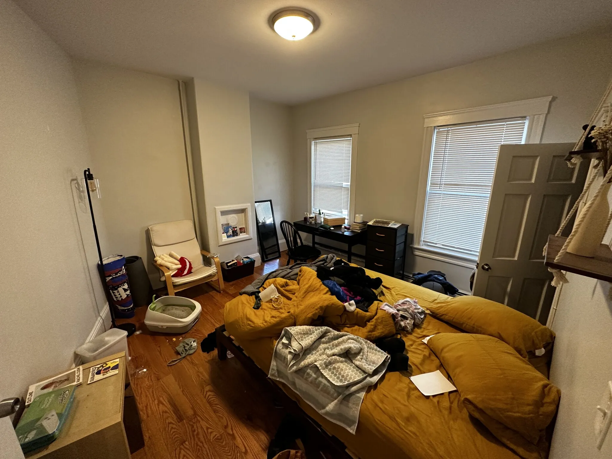 3 bed, 1 bath apartment for rent at 88 Hampshire St Unit 1, The Port — photo 12 of 31