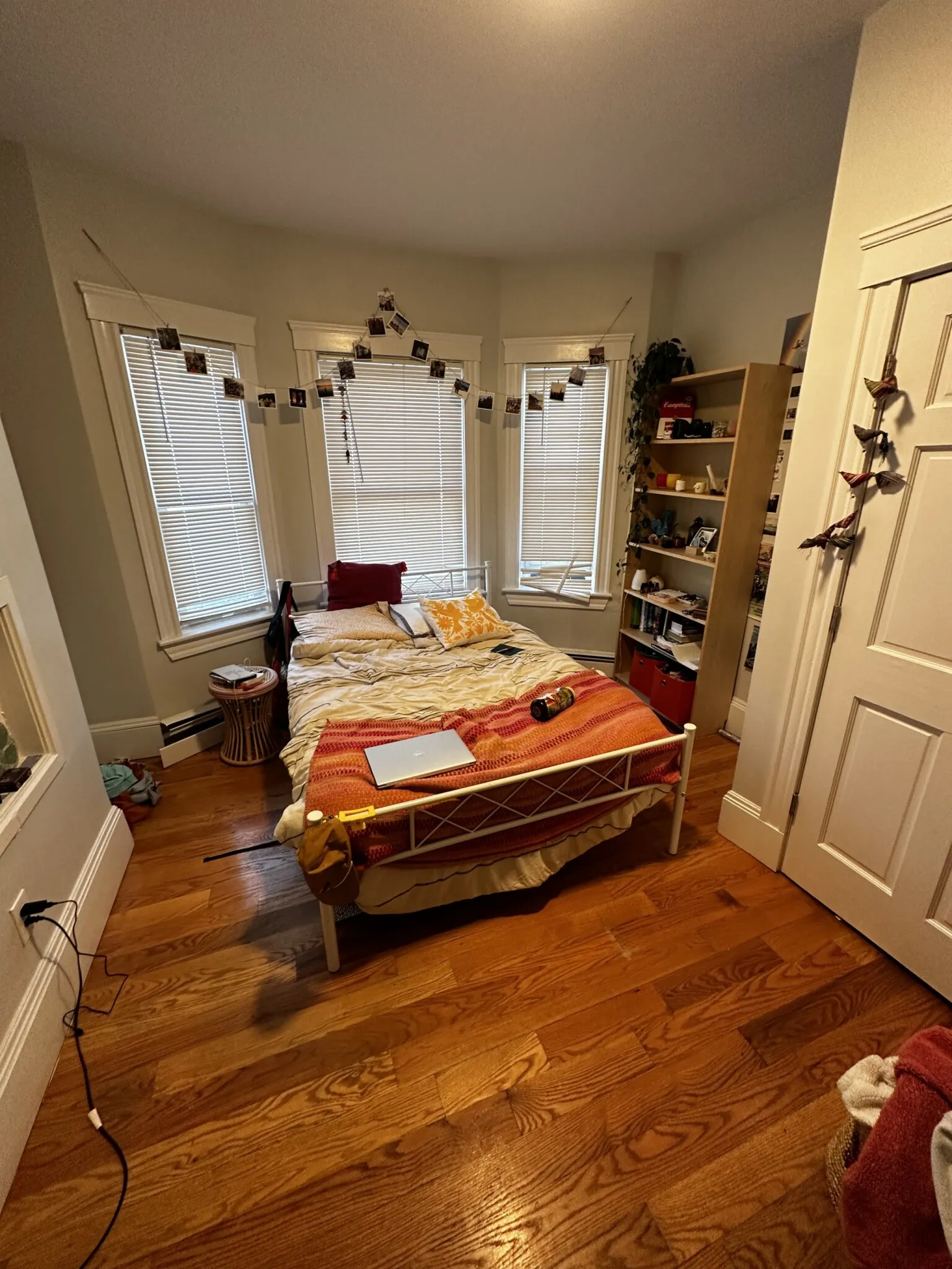 3 bed, 1 bath apartment for rent at 88 Hampshire St Unit 1, The Port — photo 3 of 31