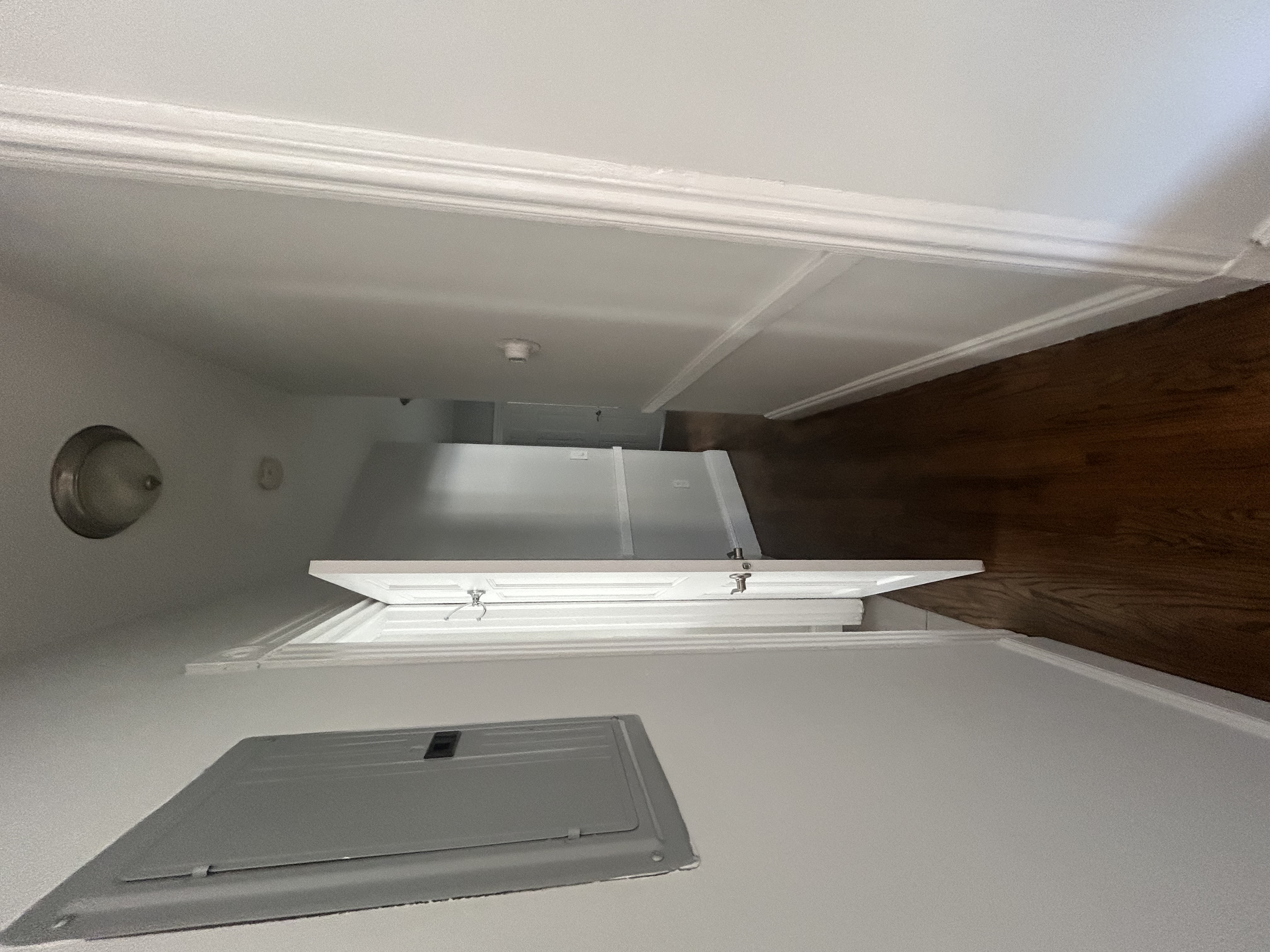 3 bed, 1 bath apartment for rent at 88 Hampshire St Unit 3, The Port — photo 8 of 14