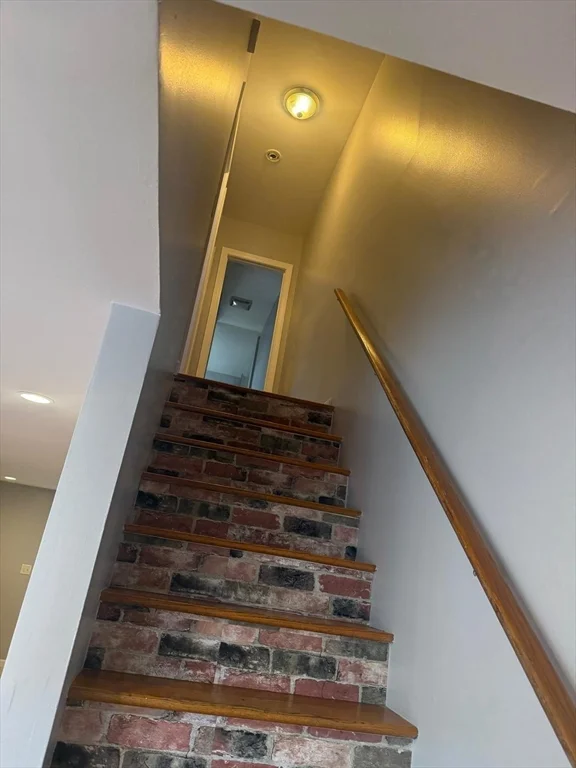 2 bed, 1 bath apartment for rent at 88 Harrison St Unit 2, Fall River — photo 12 of 13